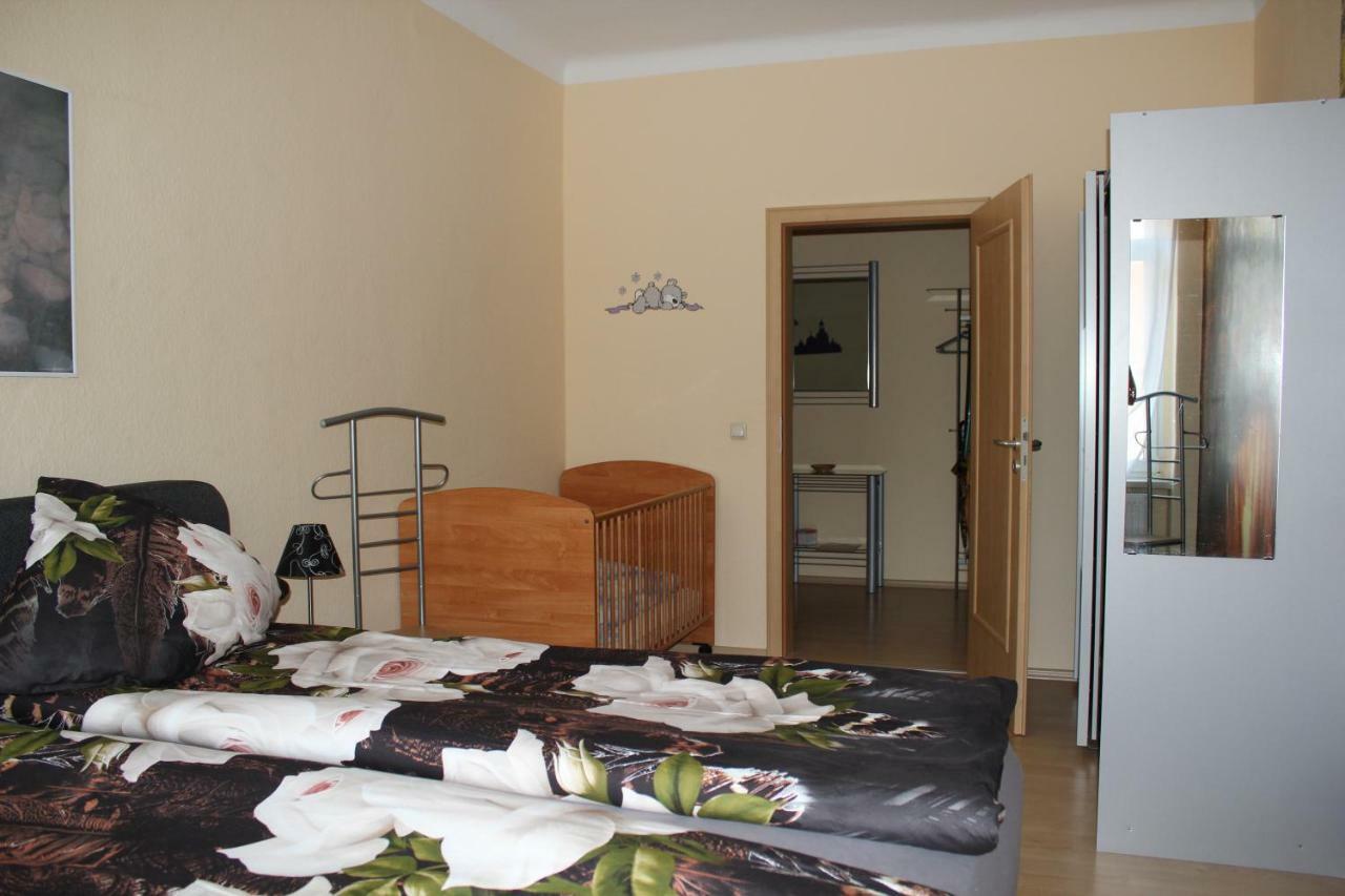 Ferienwohnung Am Schunckpark Dresde Exterior foto